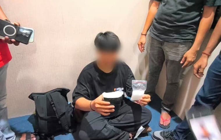 Modus Baru Terbongkar, Kurir Sabu 2,2 Kg Diciduk di Bandara SSK II Pekanbaru