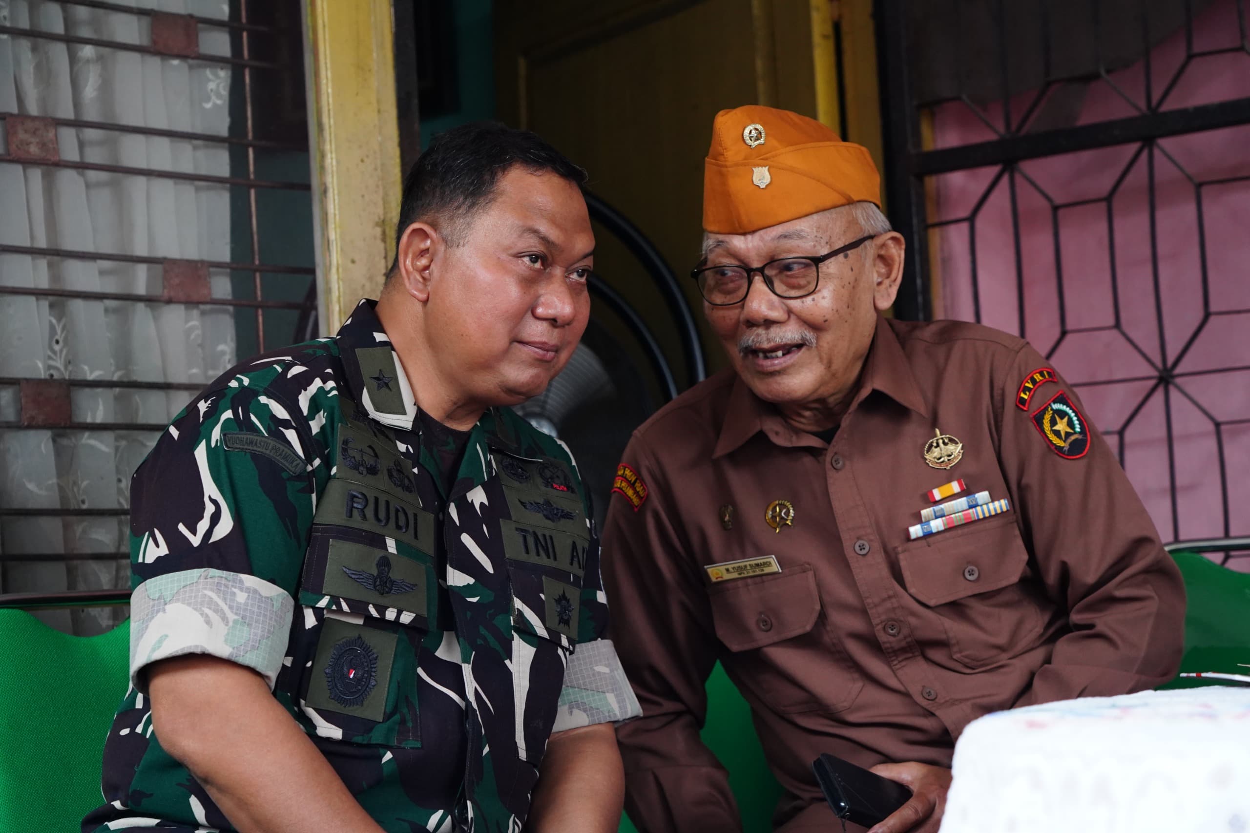 Kodam XIX Tuanku Tambusai Berikan Santunan dan Kursi Roda kepada Veteran Pejuang Bangsa