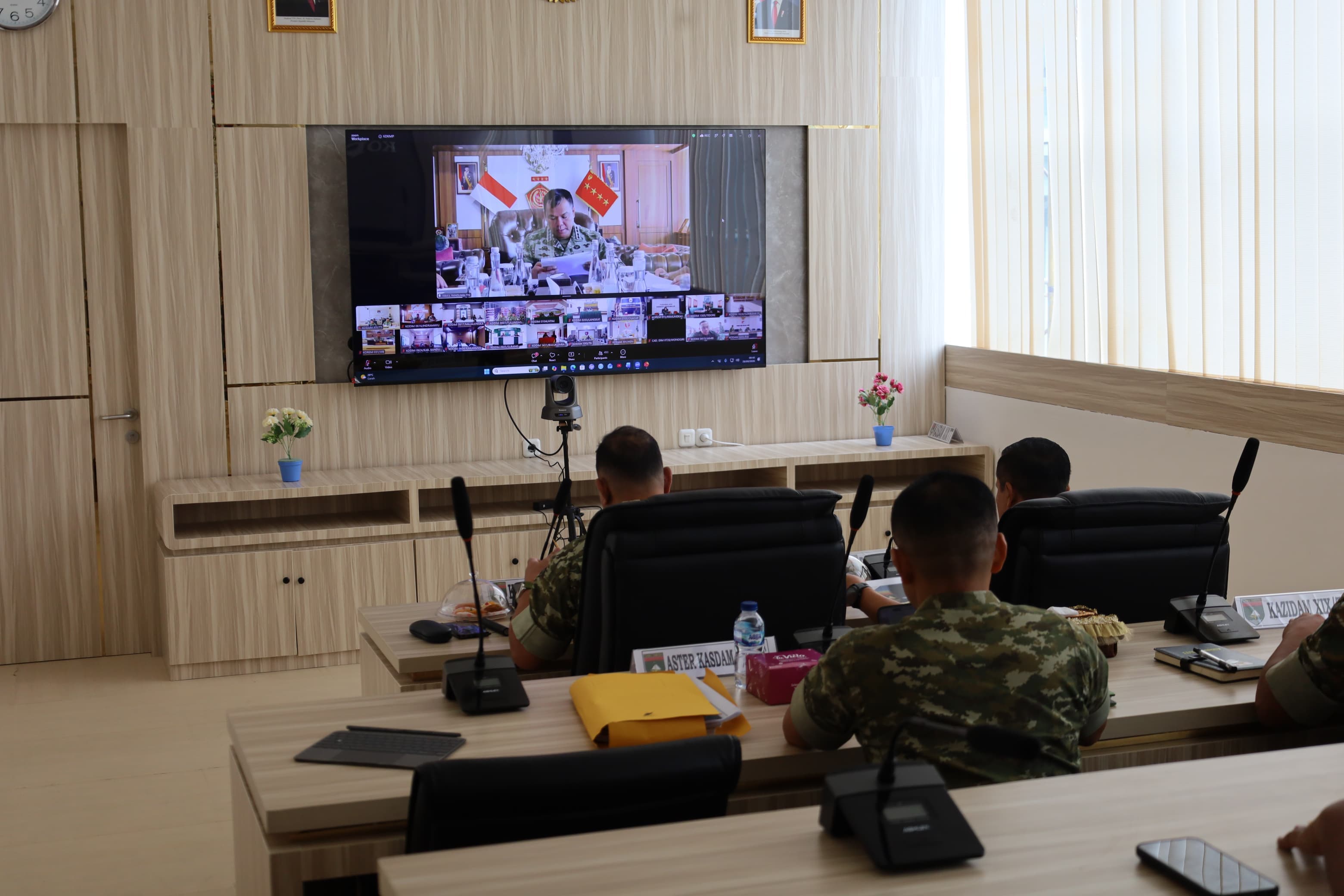 Kodam XIX/Tuanku Tambusai Matangkan Pelaksanaan KDKMP Lewat Vidcon Nasional Bersama Wapang TNI