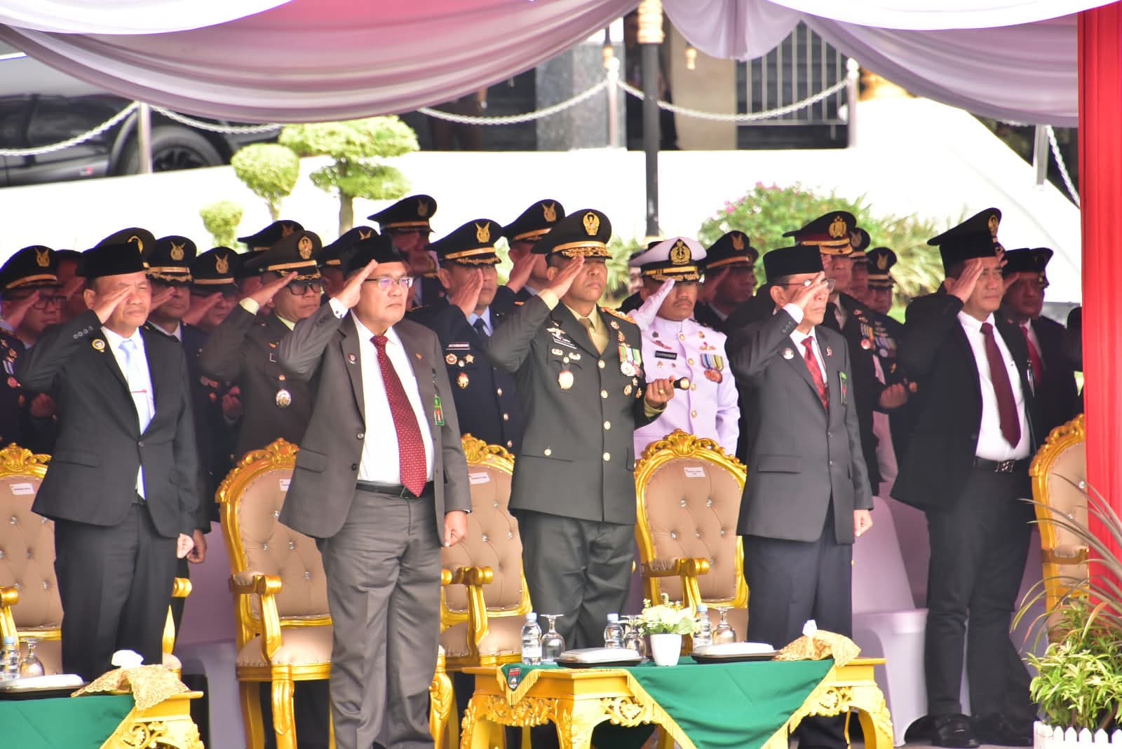 81 Tahun Mengabdi untuk Negeri, Danrem 031/WB Beserta Jajaran Ikuti Upacara HUT TNI